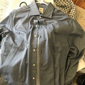 Boggi Milano sport shirt in 16x35. Slim fit